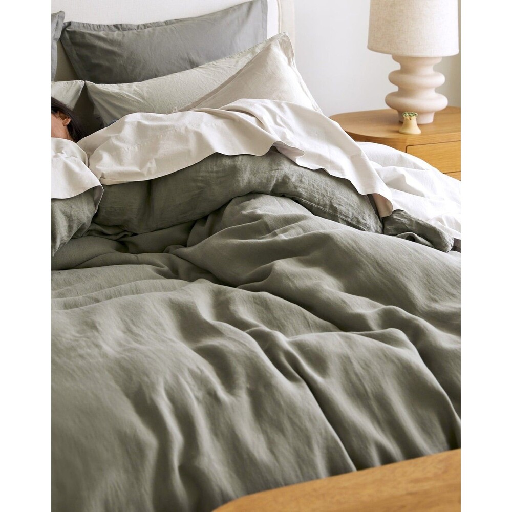 Parachute Twin XL 100% Linen Duvet Cover in Moss Button Closure